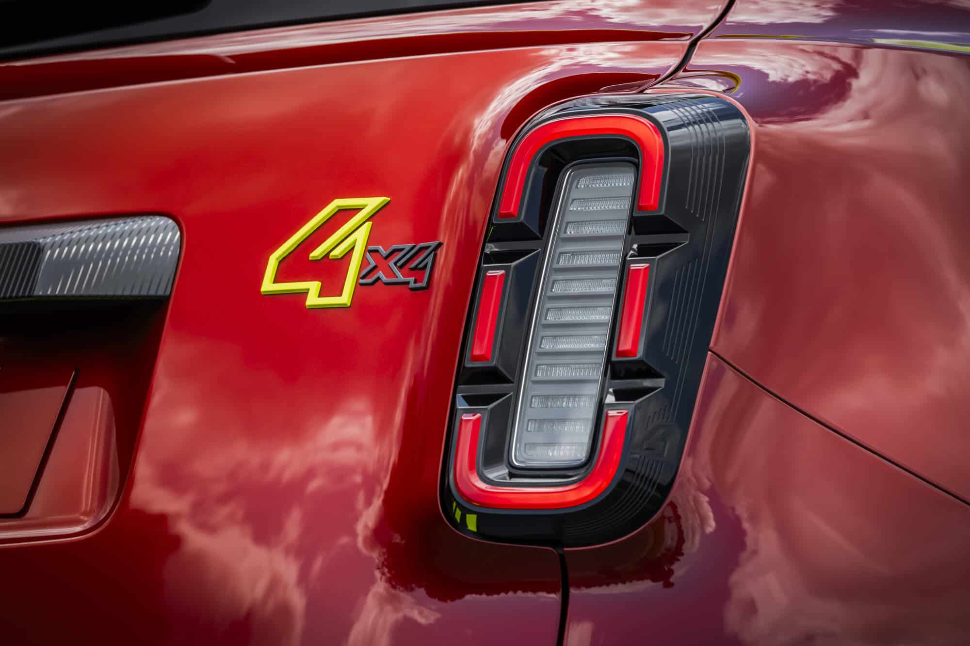 Η Renault αποκαλύπτει το vision 4rescue για τις υπηρεσίες άμεσης επέμβασης