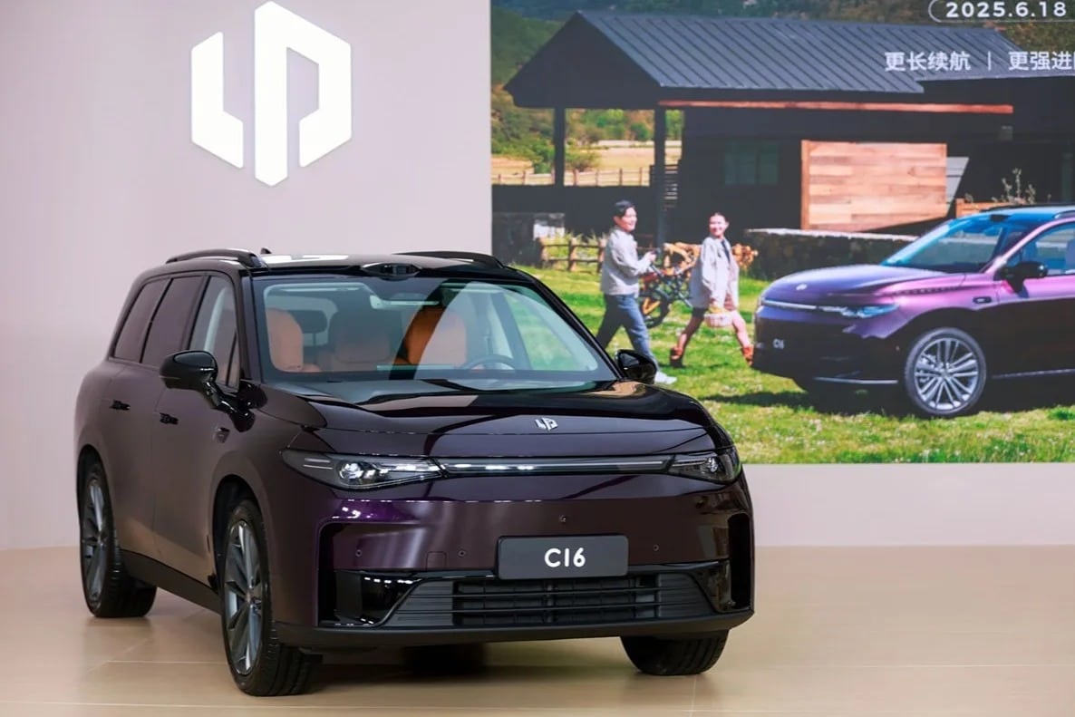 Αυτό είναι το νέο Leapmotor C16 που έρχεται στην Ευρώπη με αυτονομία 630 χλμ. και τιμή-έκπληξη