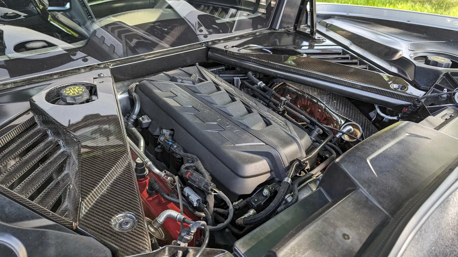 Η Corvette E-Ray φτάνει στην Ευρώπη: Ένα υβριδικό θαύμα με υψηλό τίμημα