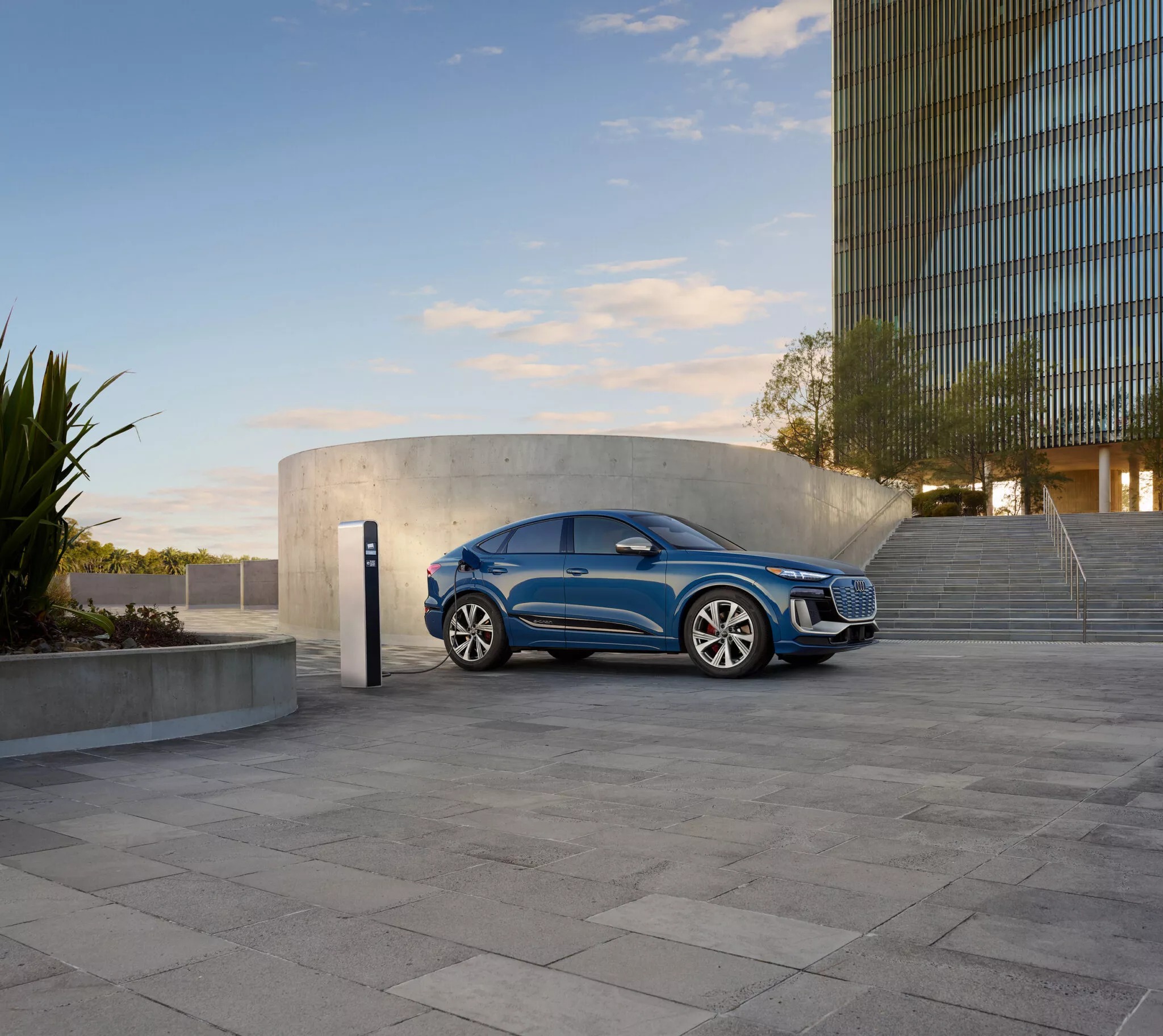 Audi Q6 και SQ6 Sportback e-tron: Ηλεκτρική πολυτέλεια με επιδόσεις