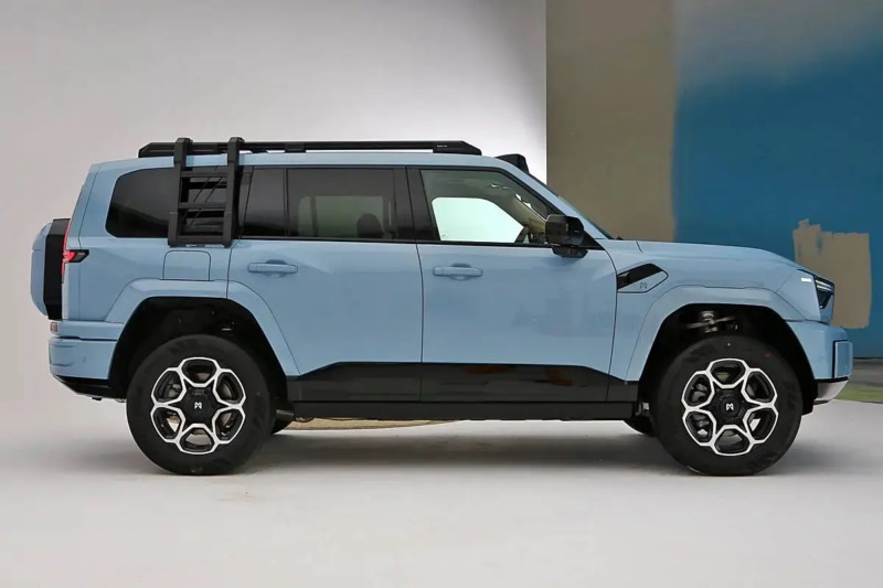 M-Hero M817: Το πρώτο υβριδικό Off-Road SUV της Dongfeng και Huawei με 912 ίππους