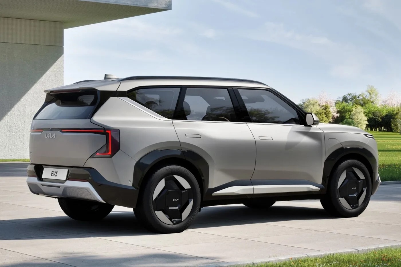 Το ηλεκτρικό SUV που θα λατρέψει η Ευρώπη – 530 χλμ. αυτονομίας, πολυτέλεια και ενέργεια… από το αυτοκίνητο