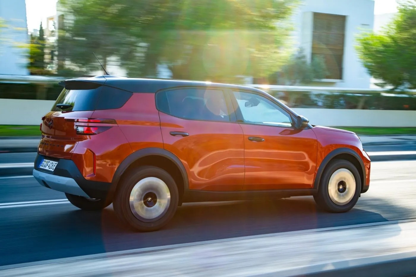 Το νέο ηλεκτρικό Frontera Extended Range της Opel, καλύπτει αυτονομία 408 χλμ.