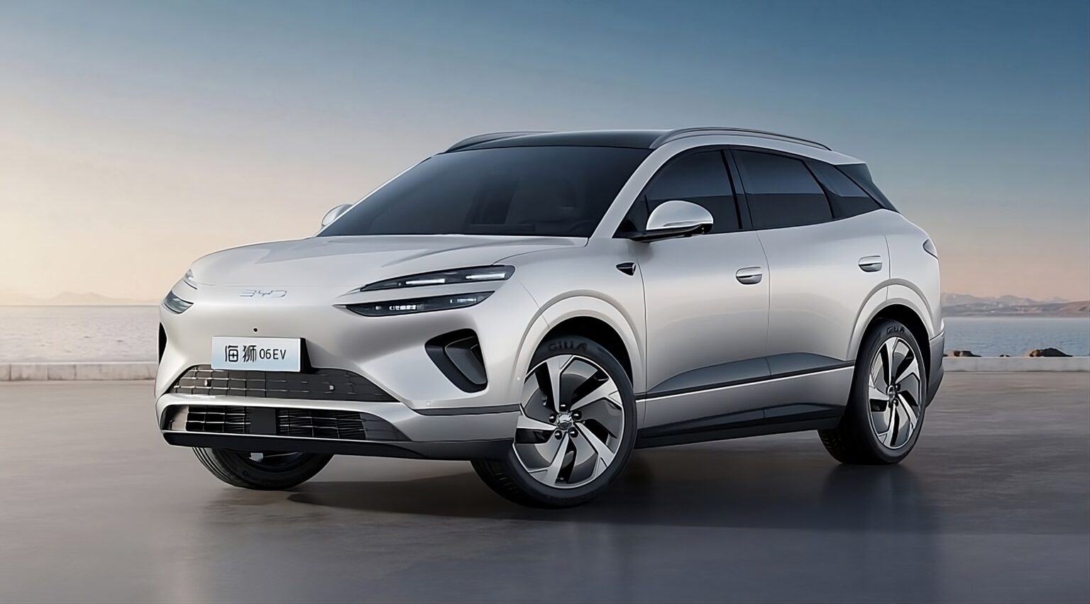 Η Tesla μόλις απόκτησε δυνατό αντίπαλο: Γνωρίστε το νέο Sealion 06 της BYD