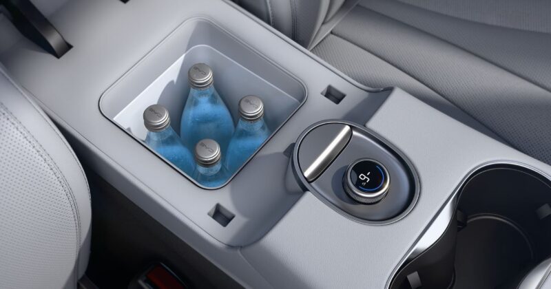 Η Tesla μόλις απόκτησε δυνατό αντίπαλο: Γνωρίστε το νέο Sealion 06 της BYD