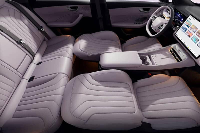 Roewe M7 DMH: Το νέο plug-in hybrid sedan με 2.050 km αυτονομίας και premium σχεδιασμό