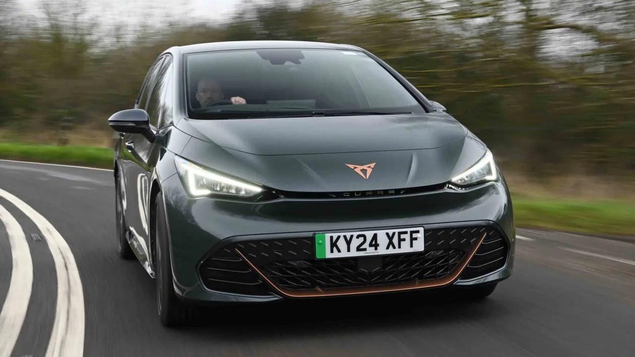 Cupra Born VZ: Το ηλεκτρικό hot hatch που τα βάζει με όλους - 321 ίπποι, σπορ ψυχή και 600 km αυτονομία!