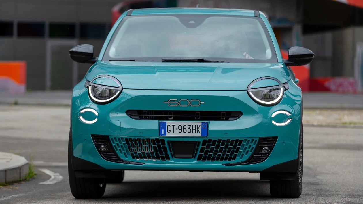 Έρχεται το Fiat 600 Hybrid Icon με έξτρα εξοπλισμό