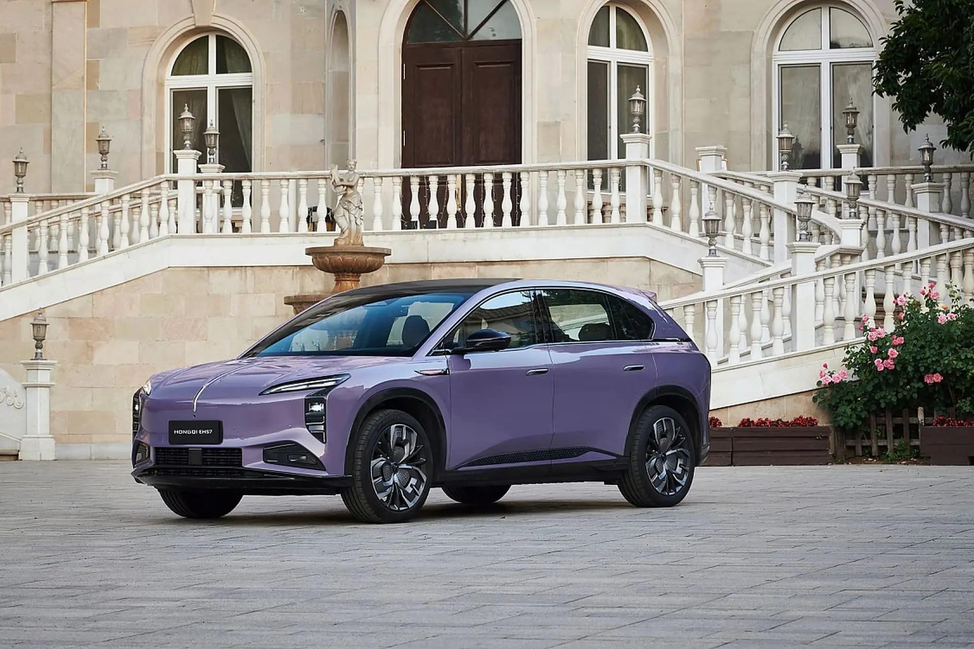 Hongqi E-HS5: Το κινεζικό ηλεκτρικό SUV που διεκδικεί την Ευρώπη