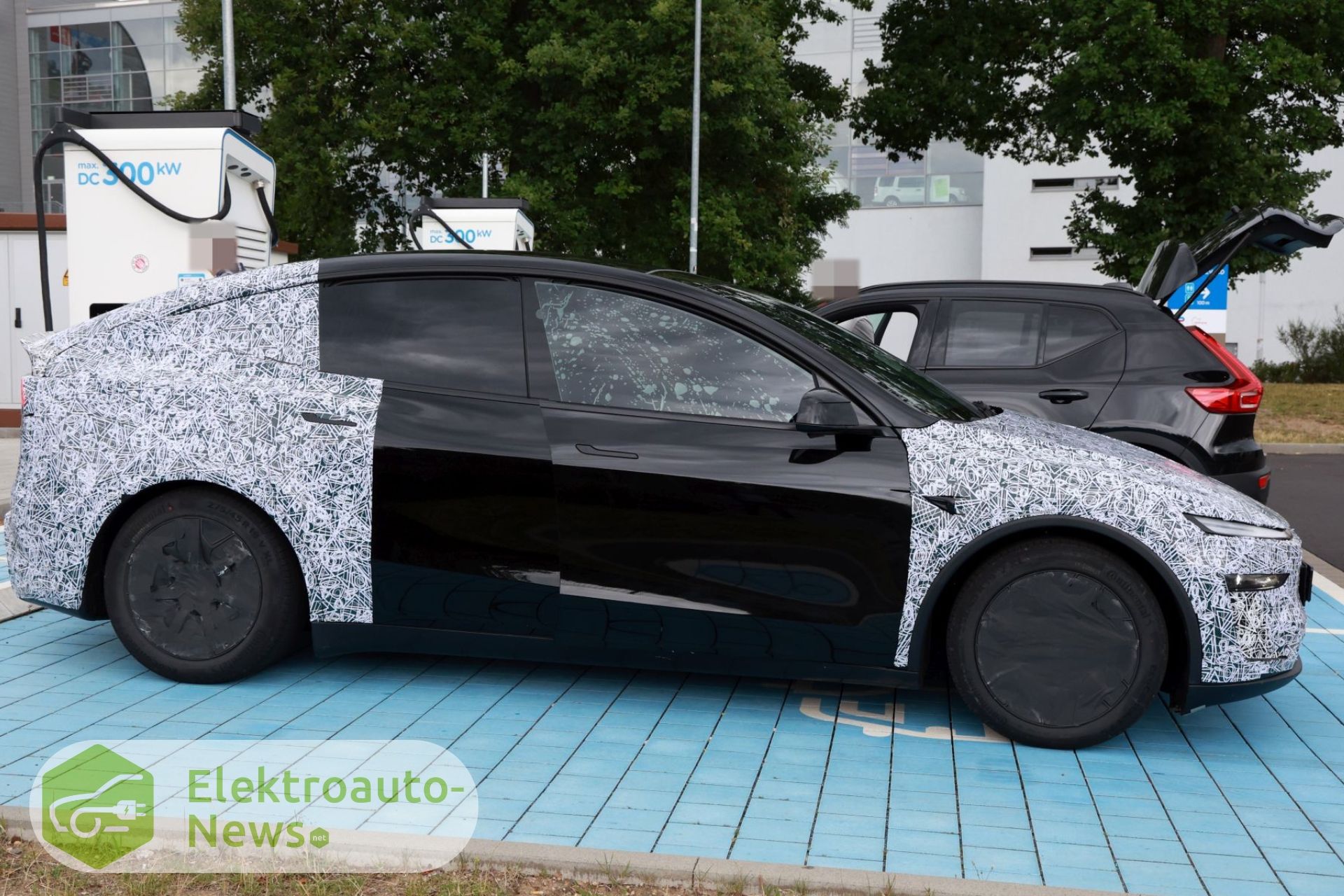 Εντοπίστηκε νέο πρωτότυπο Tesla Model Y Performance