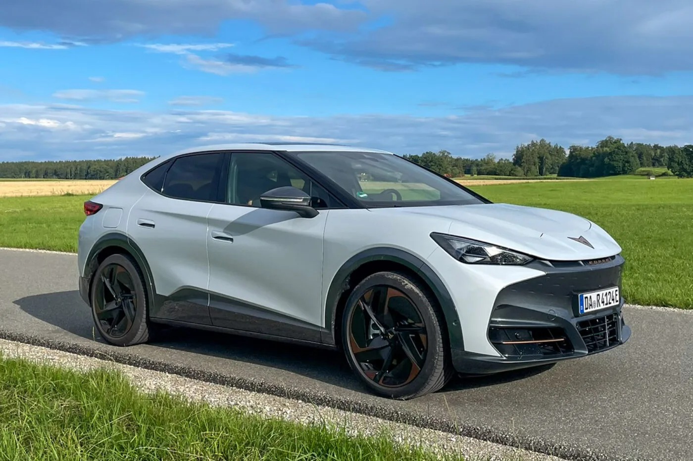 Cupra Tavascan: Το ηλεκτρικό που κάνει τα Tesla να κοιτάνε στον καθρέφτη