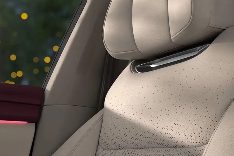 Voyah Courage 2025 - Το ηλεκτρικό SUV που φορτίζει 500 χλμ. σε 15 λεπτά!