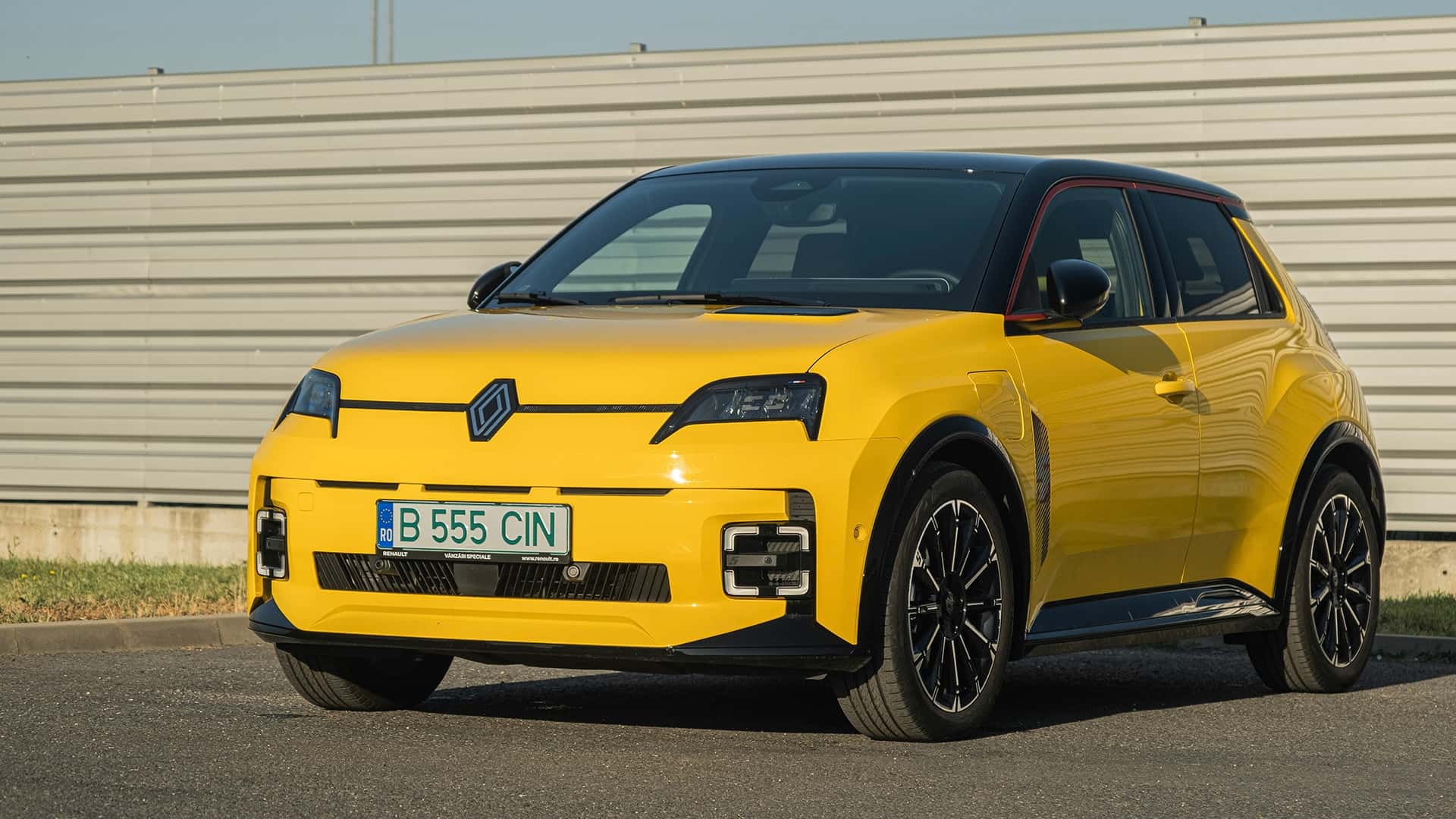 Πώς η Renault χτίζει το μέλλον πάνω στους θρύλους της!