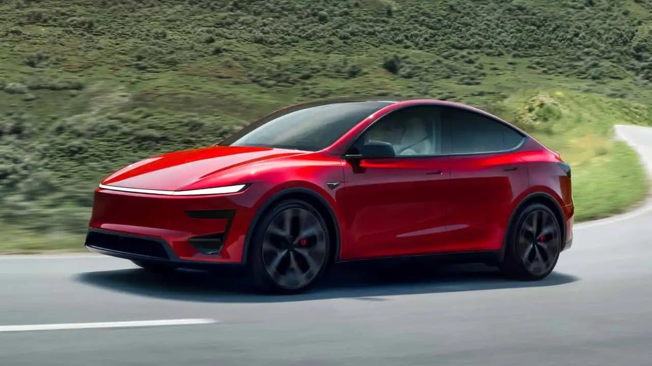 Το νέο Tesla Model Y Performance έρχεται Ελλάδα - Δείτε πόσο θα κάνει!
