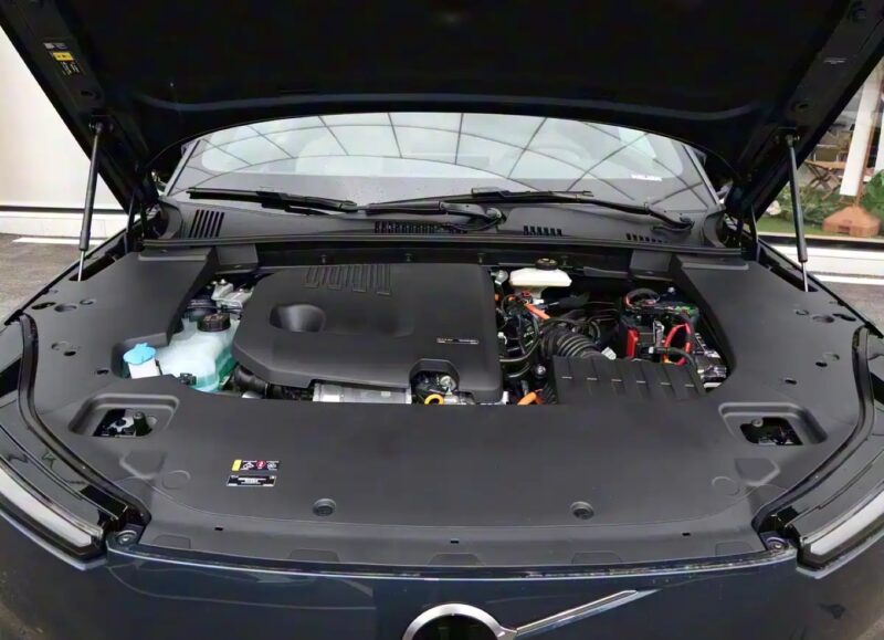 Νέο Volvo XC70: Το υβριδικό SUV-έκπληξη με αυτονομία 1.200 χλμ και τεχνολογίες από το μέλλον!