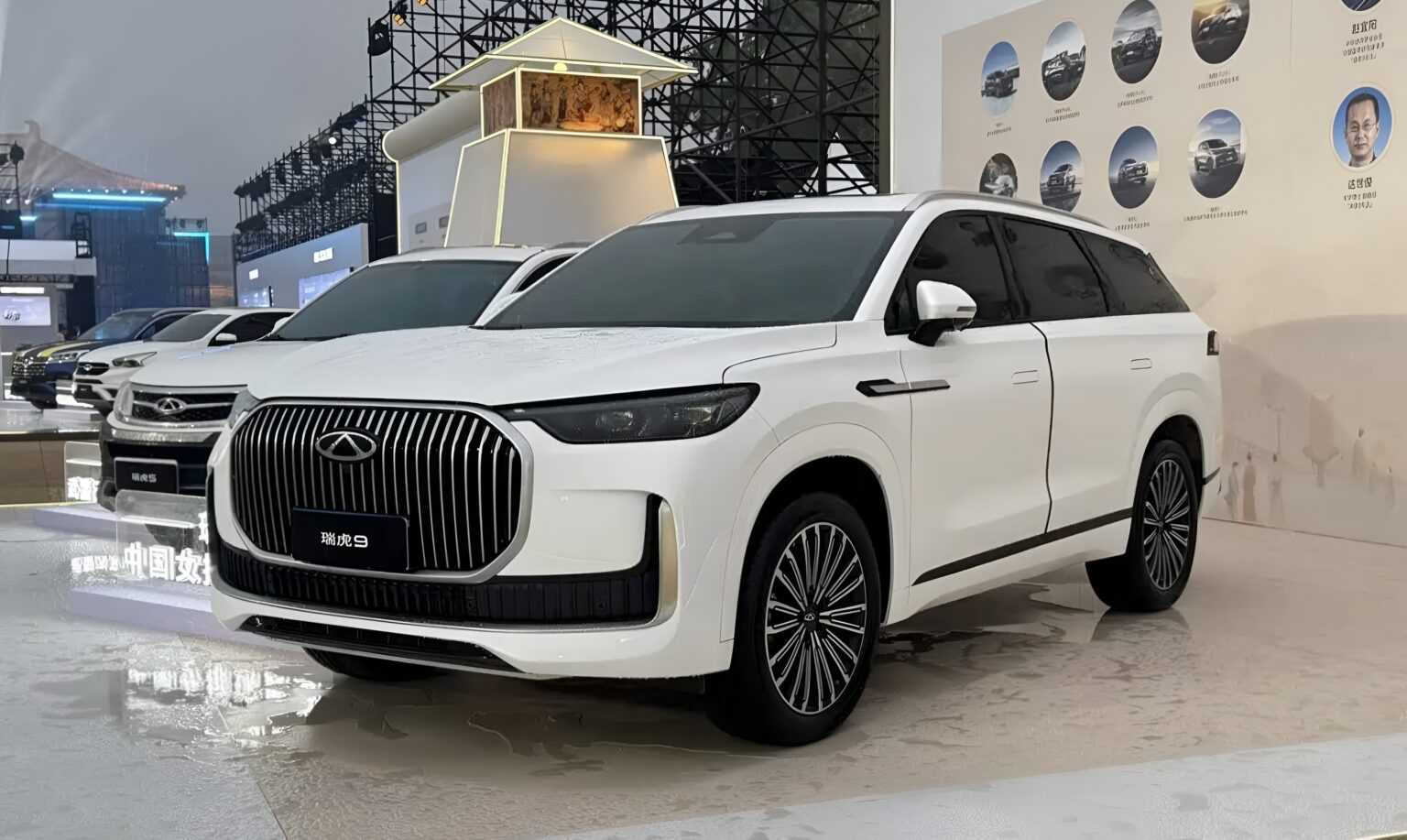 Chery: PHEV Tiggo 9 C-DM και νέες εκδόσεις Tiggo 9 για το 2025