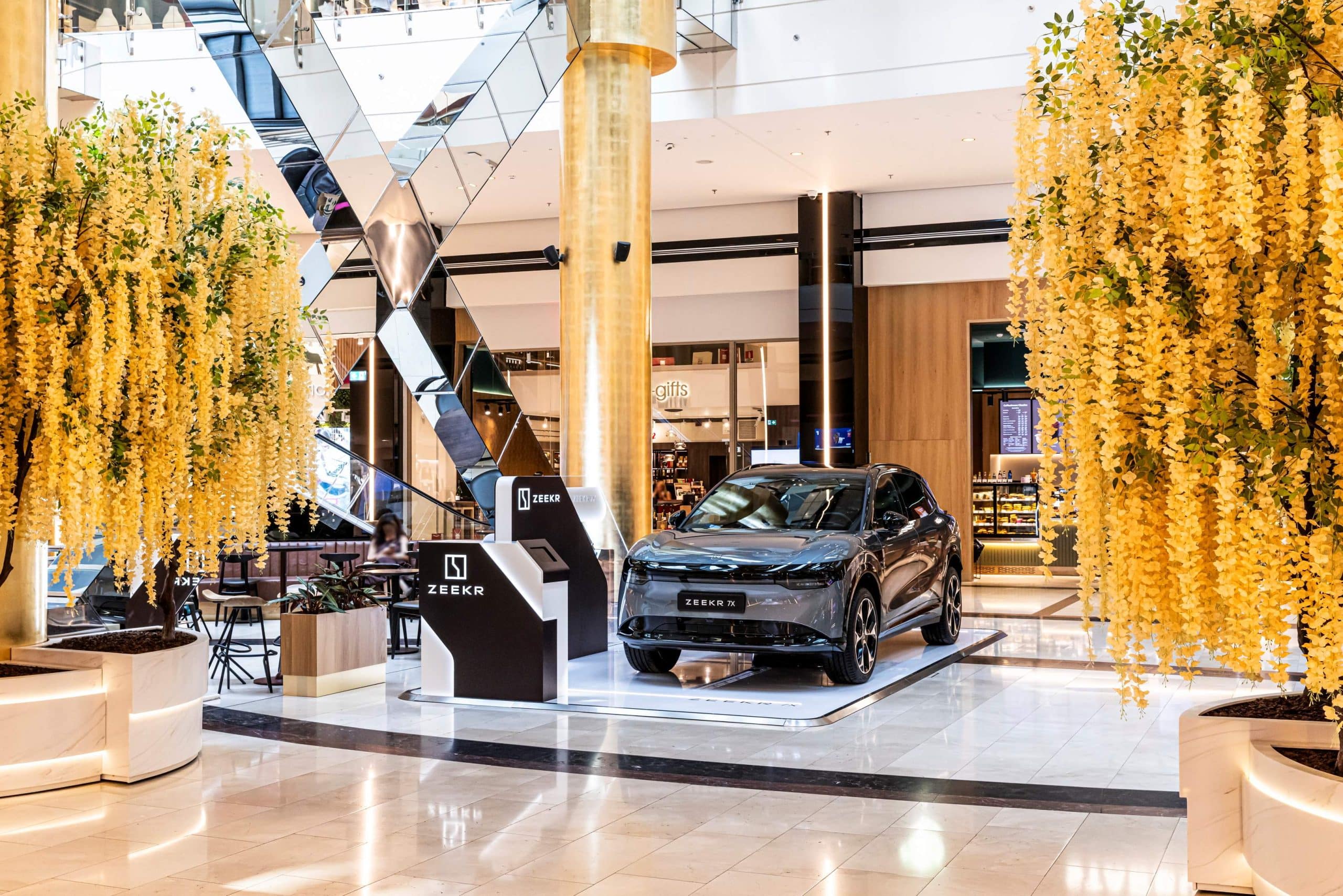 Zeekr 7X -Δείτε το στο Golden Hall
