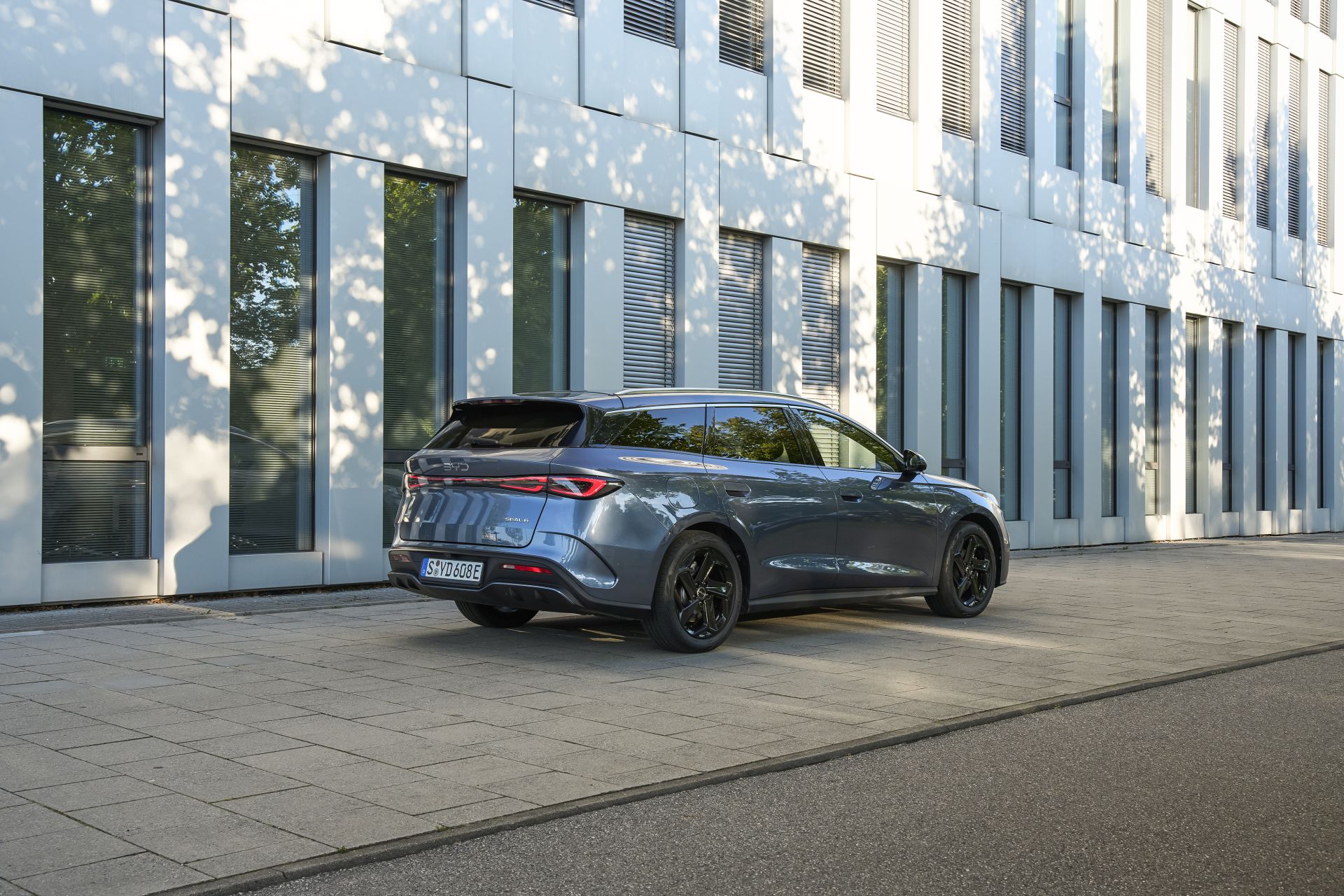 Νέο BYD Seal 6 DM-i Touring - Το PHEV combi που φτάνει τα 1.300+ χλμ, κάνει ντεμπούτο στην Ευρώπη!