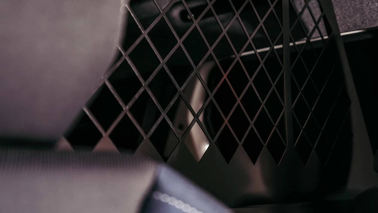 Νέο Dacia Duster Cargo: Το «θηρίο» που γίνεται van με υβριδική δύναμη και χαμηλή τιμή!