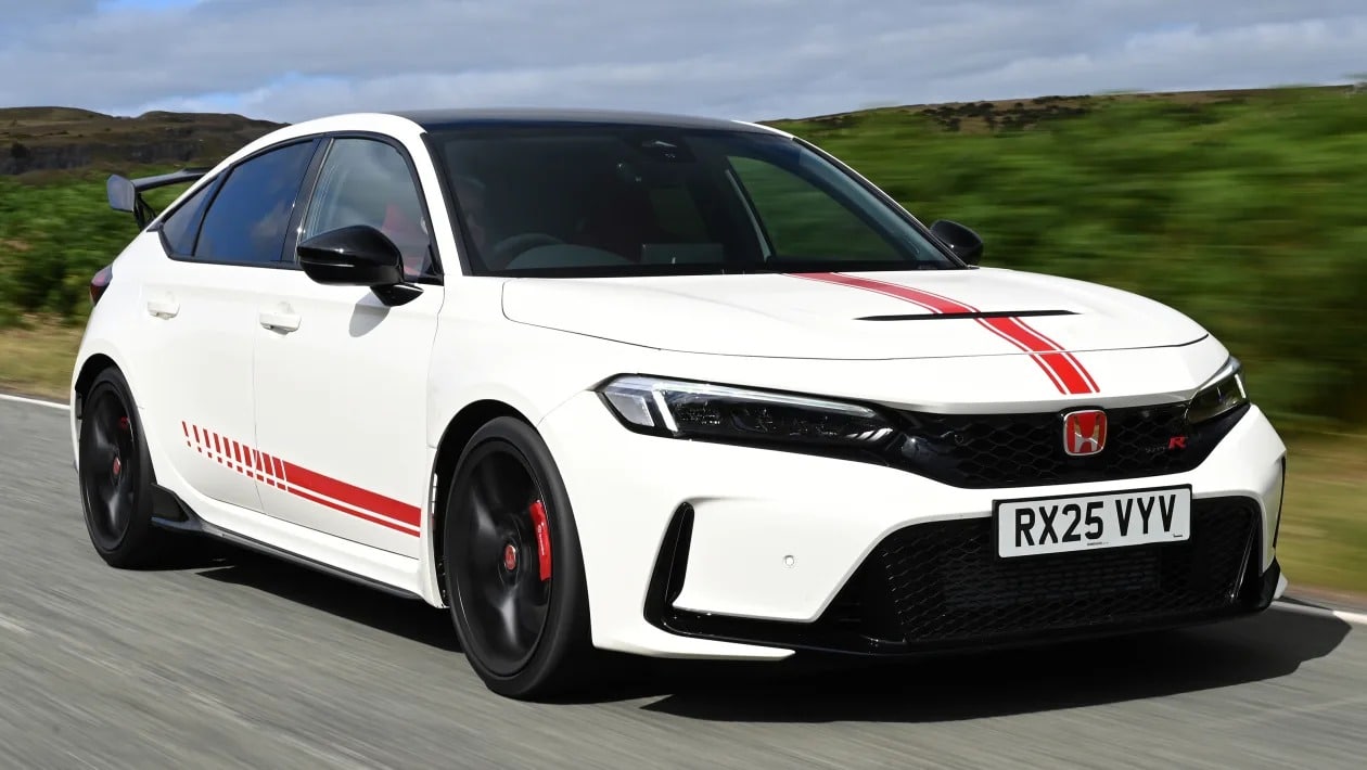 Honda Civic Type R Ultimate Edition vs Audi RS 3: Ποιο είναι το απόλυτο hot hatch;