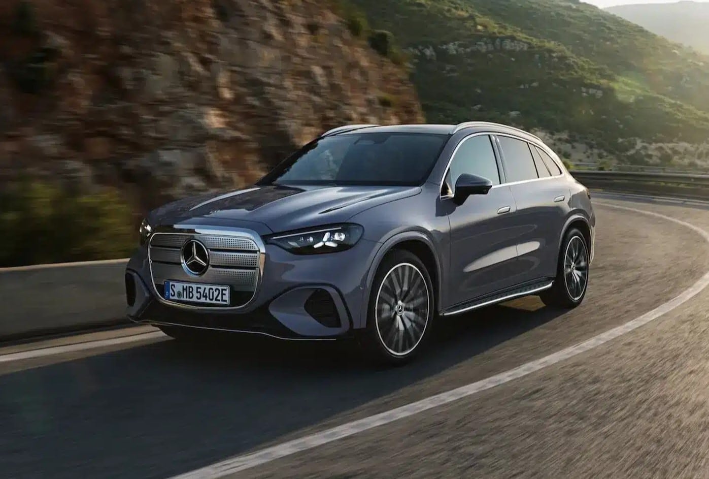 Από 0 στα 100 σε 4,3'' - Αυτή είναι η νέα ηλεκτρική Mercedes GLC 400 EQ