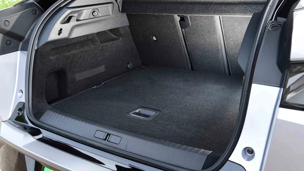 Peugeot 3008 2025: Ένα βήμα μπροστά στην κατηγορία των SUV