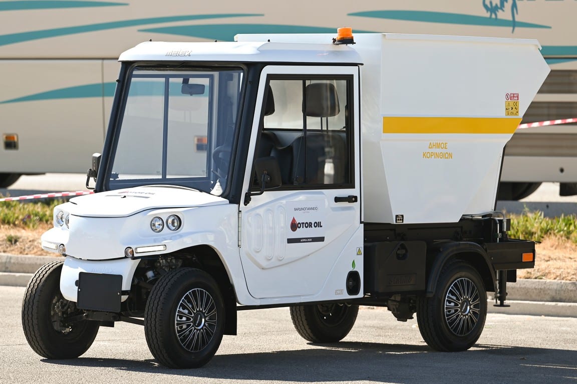 Δωρεά 2 ηλεκτρικών λεωφορείων και 3 ηλεκτρικών οχημάτων στον Δήμο Κορινθίων από το Βαρδινογιάννειο Ίδρυμα και τη Motor Oil