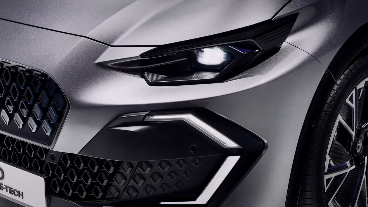 Νέο Renault Clio: Ριζική ανανέωση, υβριδική τεχνολογία και εμφάνιση που μαγνητίζει!