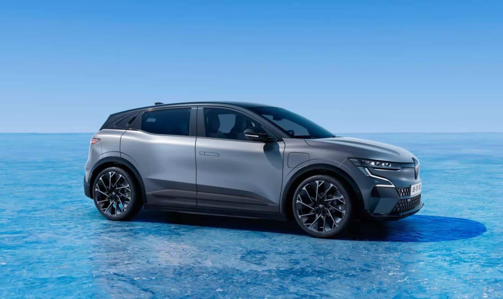 Νέο Megane E-Tech: Το EV που δείχνει τα… δόντια στα hot hatch!