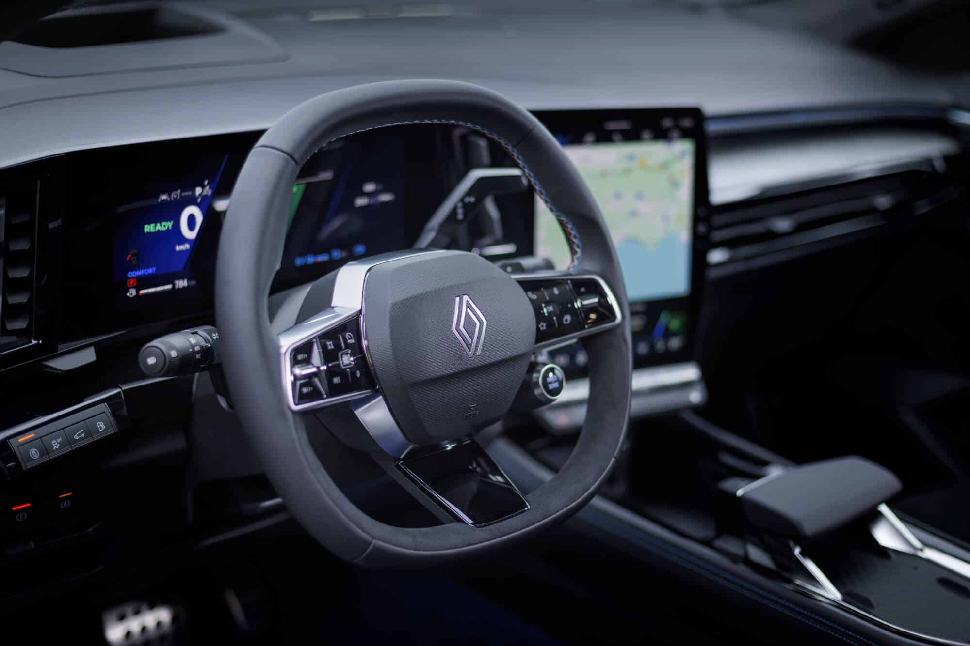 Renault Rafale E-Tech: Η νέα PHEV ναυαρχίδα με 300 άλογα και τετρακίνηση