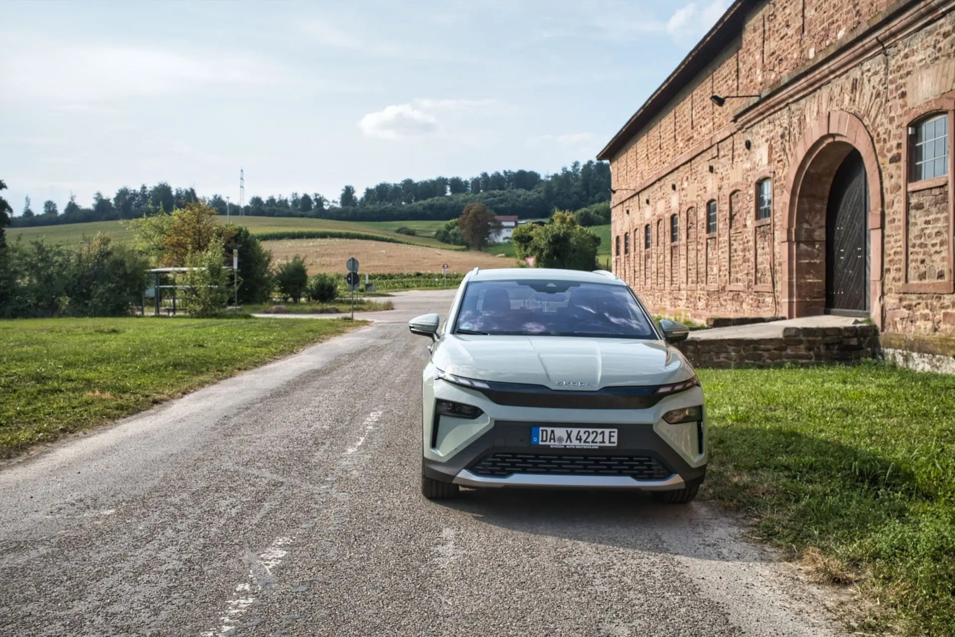 Οδηγώντας το Skoda Elroq 85 - Τεχνολογία, αυτονομία και πρακτικότητα σε ένα ηλεκτρικό SUV