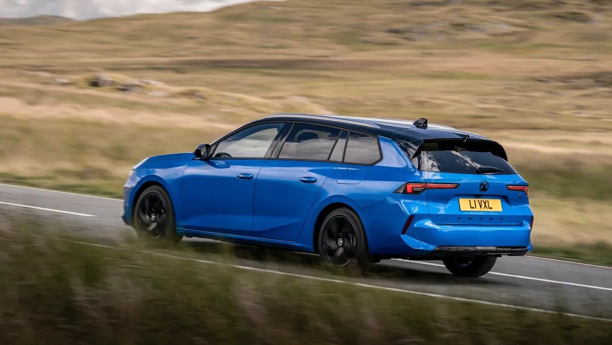 Νέο Opel Astra PHEV: Μεγαλύτερη ηλεκτρική αυτονομία, καλύτερες επιδόσεις