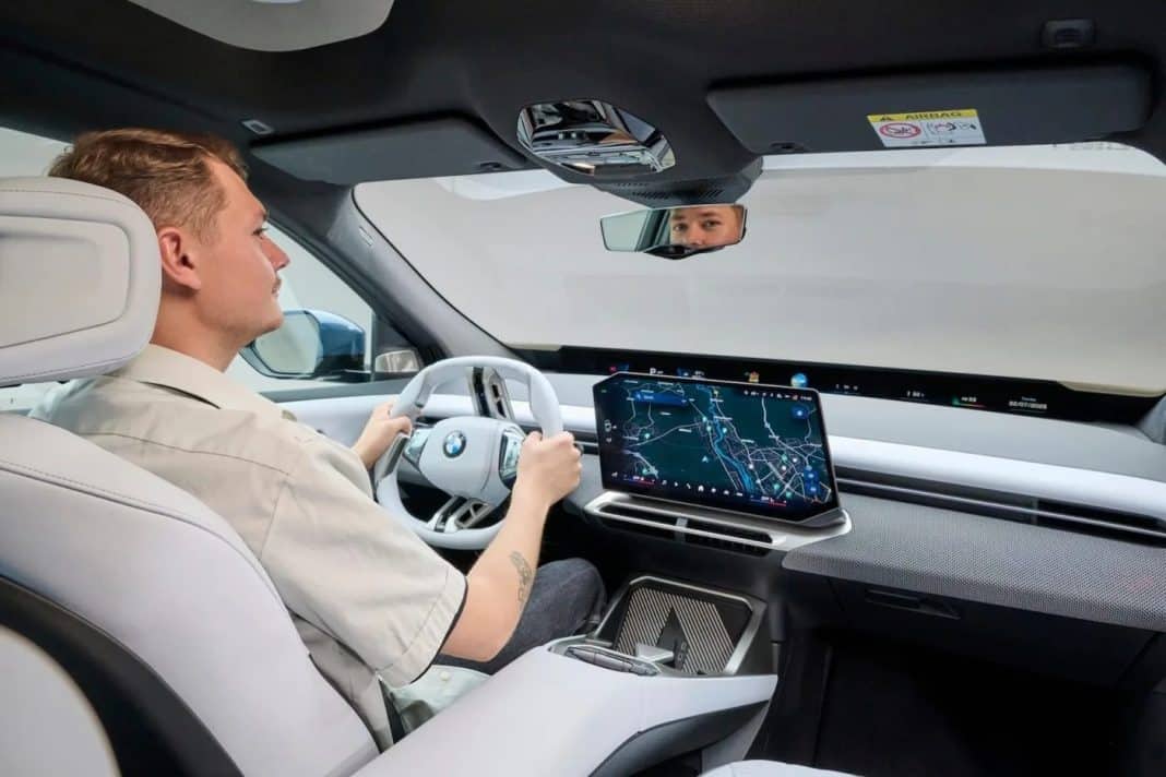 BMW «Νέα Κλάση»: Η επανάσταση στα ηλεκτρικά αυτοκίνητα με λογισμικό στο τιμόνι!