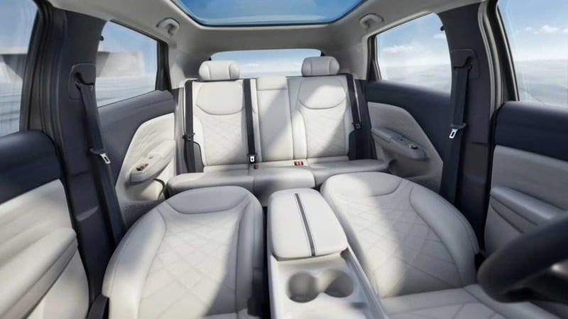 Arcfox T1: Το νέο ηλεκτρικό hatchback που απειλεί BYD και Geely με τιμή €7.400 στη Κίνα