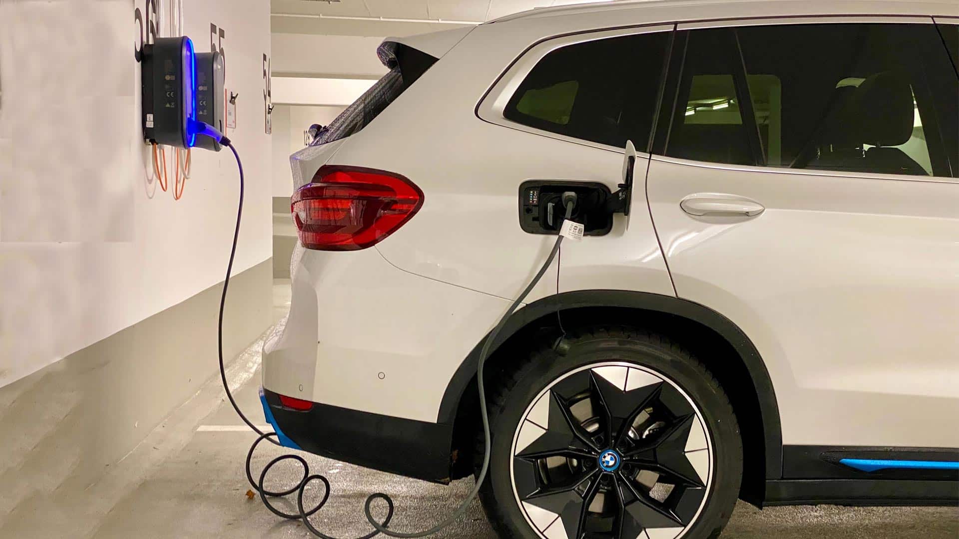 Μεταχειρισμένο EV στην Ελλάδα: ευκαιρία ή ρίσκο;