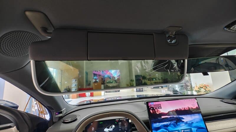 Geely Galaxy Starshine 8: Το υβριδικό sedan που τρομάζει τον ανταγωνισμό με αυτονομία έως 1.600 χλμ.