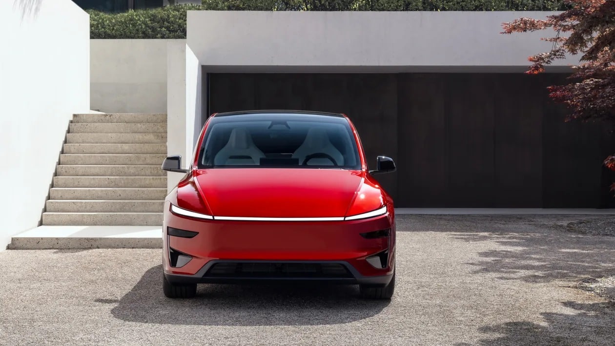 Tesla Model Y: Έρχεται νέα πιο οικονομική έκδοση με λιγότερα «καλούδια»