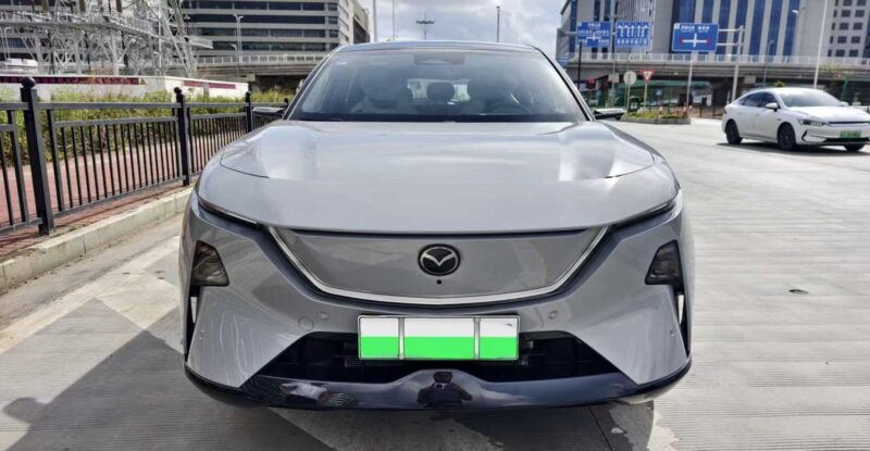 Οδηγώντας το Mazda EZ-60: Ένα SUV-ορόσημο!