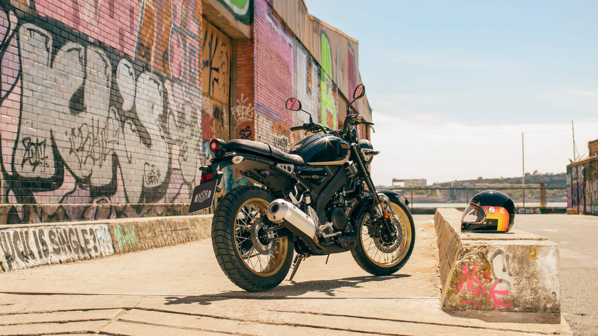 Yamaha XSR 125 - Μπες στην οικογένεια Faster Sons με €3.950