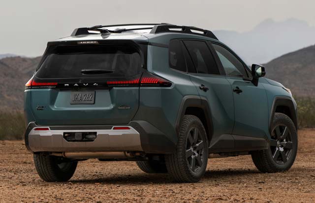 Η Toyota τα «σπάει» με το νέο RAV4: Υβριδική ισχύς, 5G τεχνολογία και σπορ ψυχή!