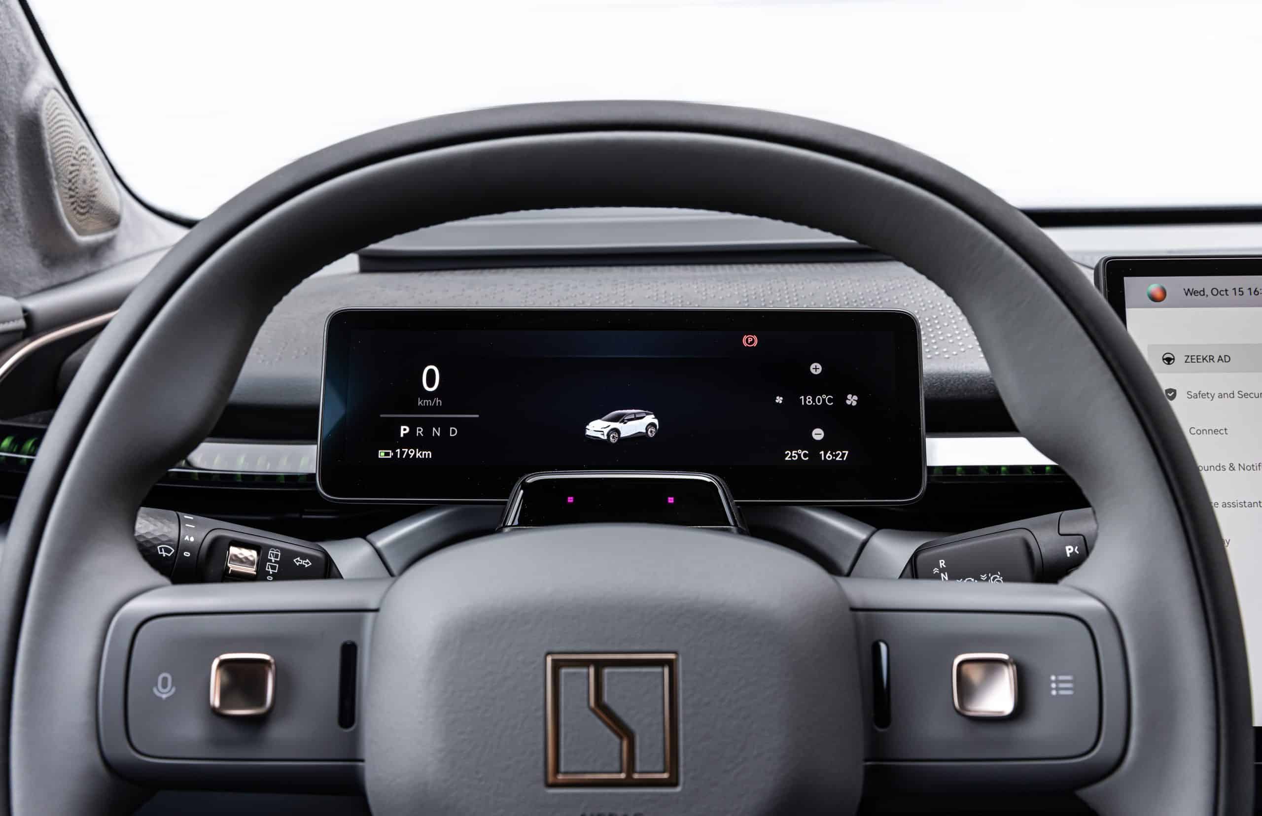 Zeekr: Η νέα εποχή της ηλεκτροκίνησης έρχεται στην Ελλάδα (Τιμές)