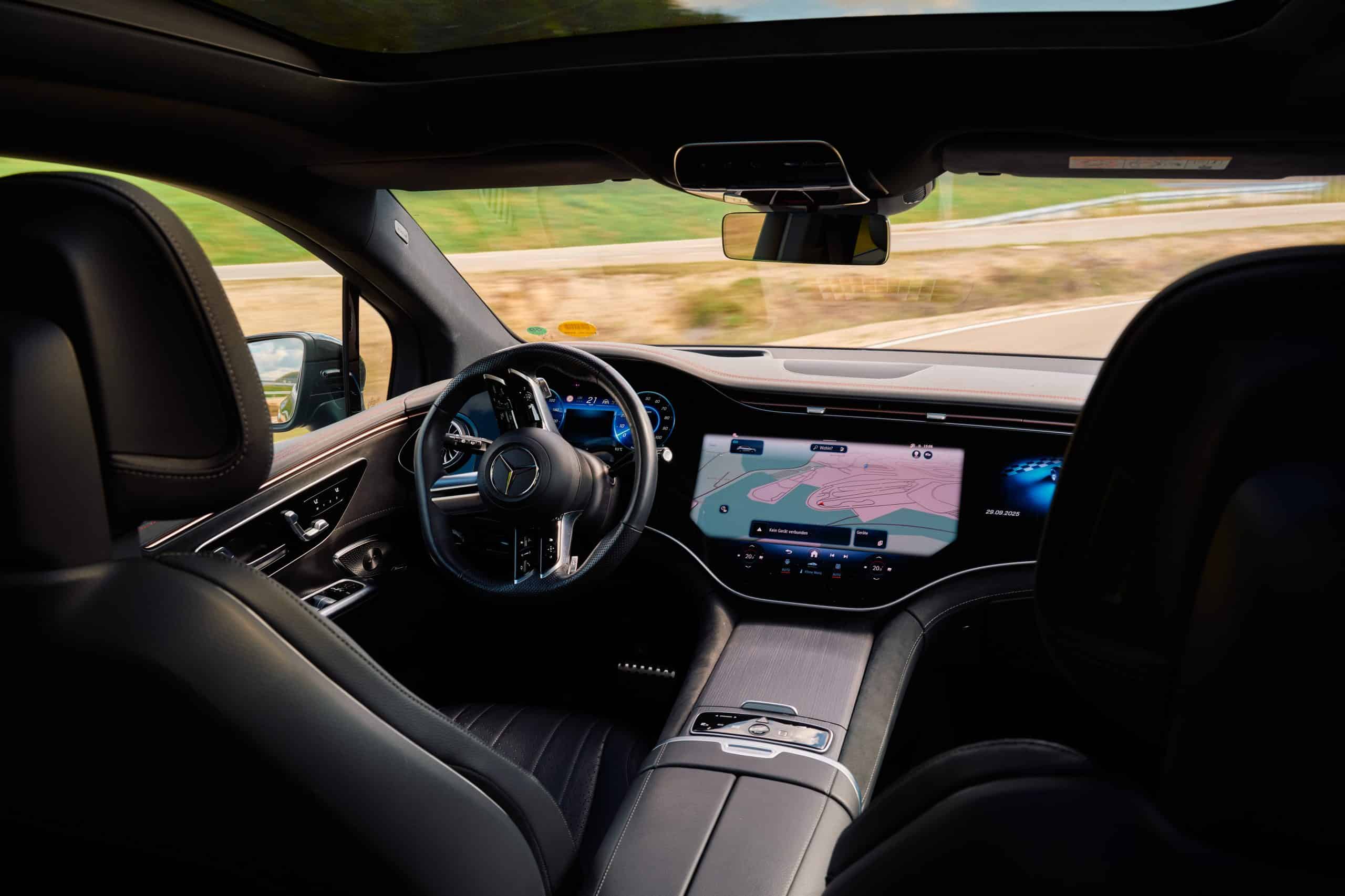 Mercedes-Benz -Αυτό είναι το Κέντρο Δοκιμών Φωτισμού της μάρκας