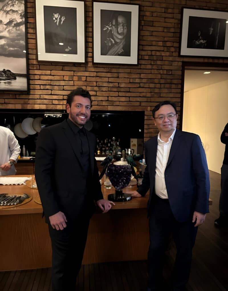 Ο Λέο Σάντσες αποκτά το μοναδικό BYD Yangwang U9 Xtreme στη Βραζιλία