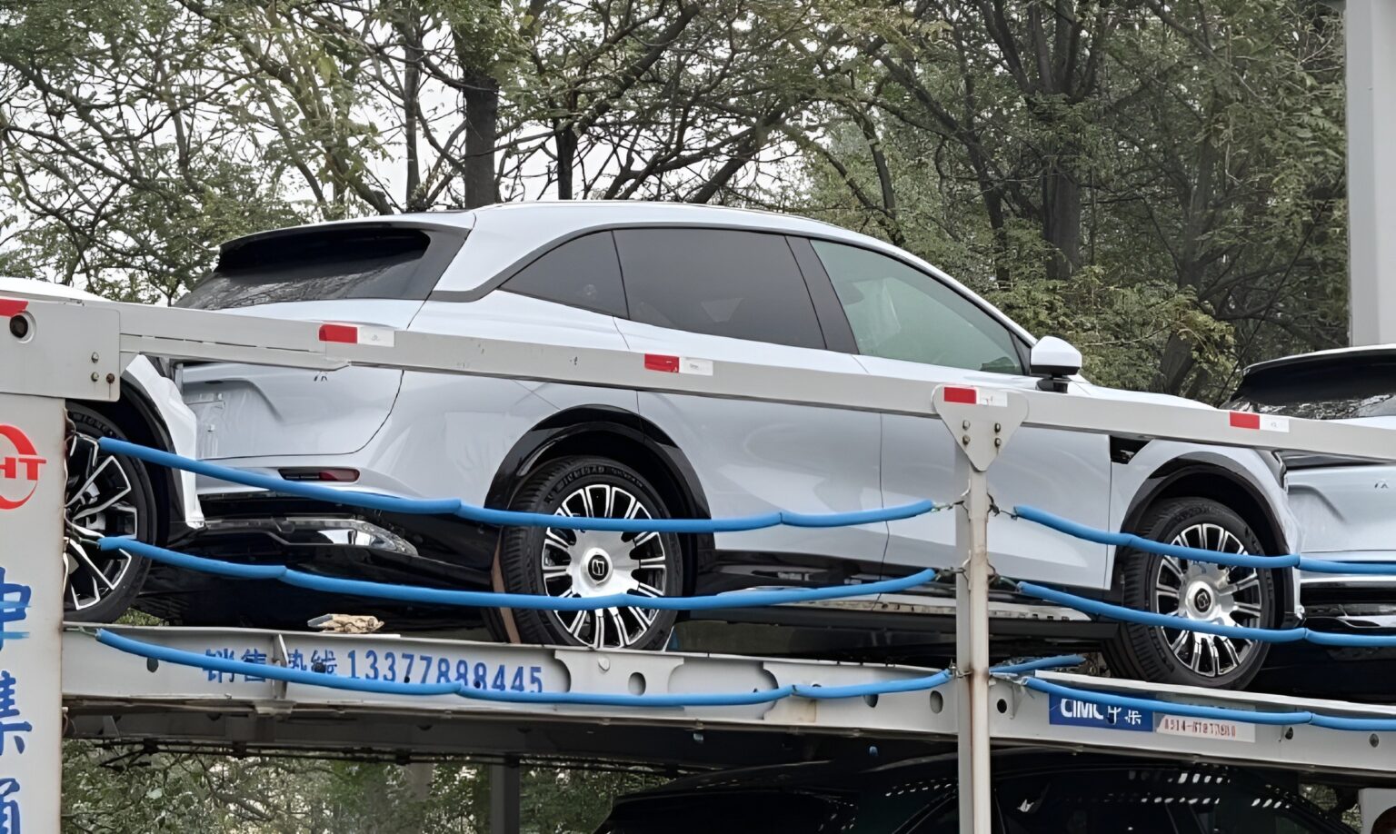 Πρώτες εικόνες από το Zeekr 7X του 2026