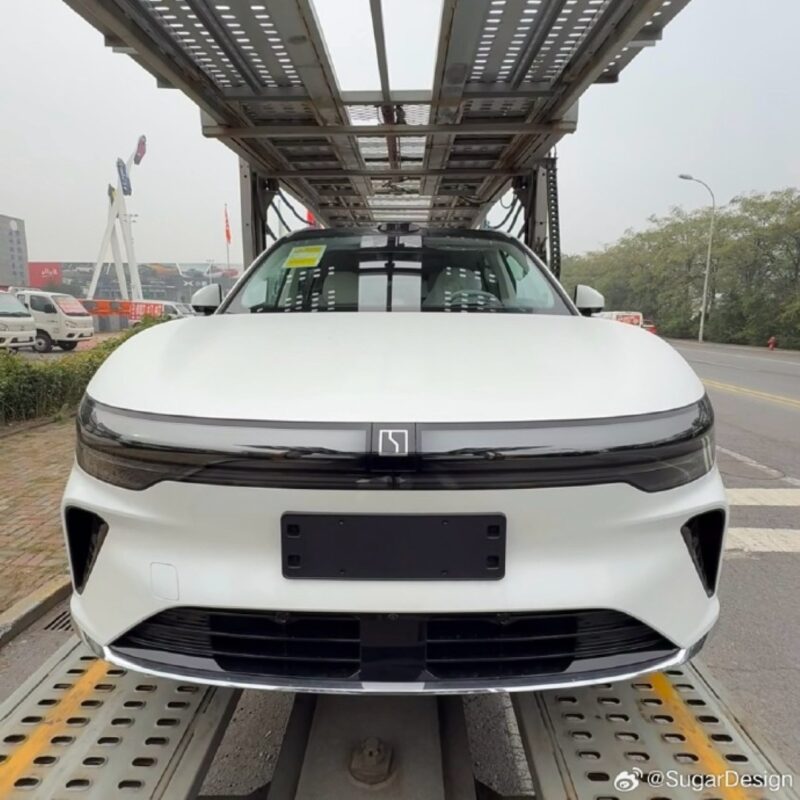 Πρώτες εικόνες από το Zeekr 7X του 2026