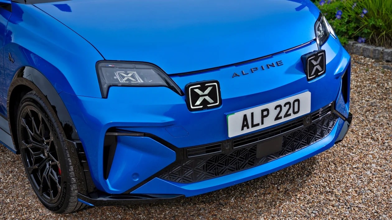 Alpine A290 - French Kiss!