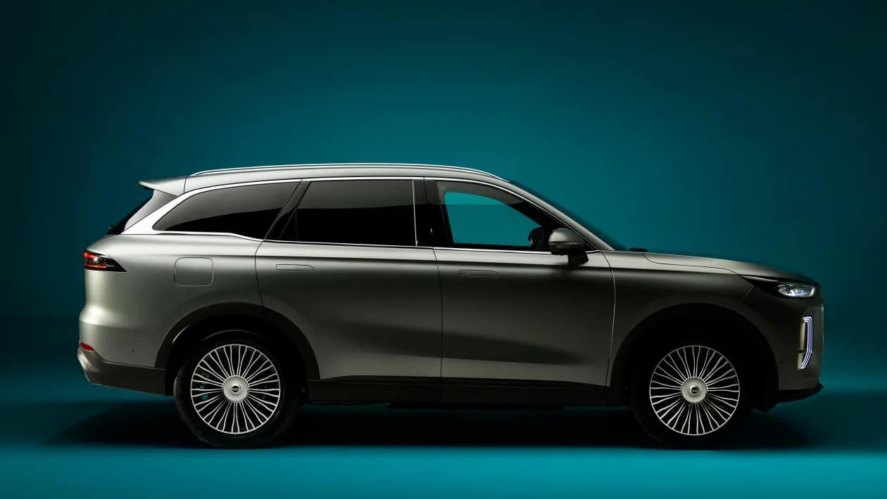 Chery Tiggo 9: Το PHEV - SUV που κάνει τα ευρωπαϊκά να... ιδρώνουν!