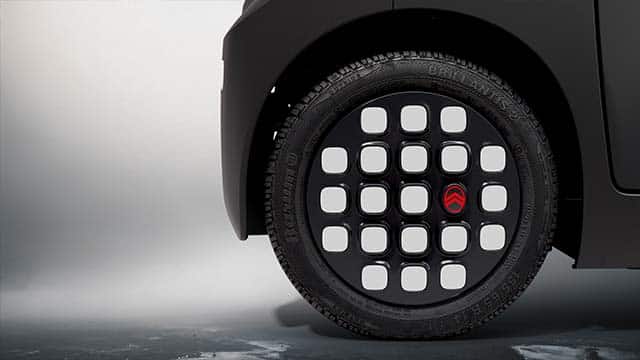 Η Citroen παρουσιάζει την ειδική «σκανταλιάρικη» έκδοση «Ami Dark Side»