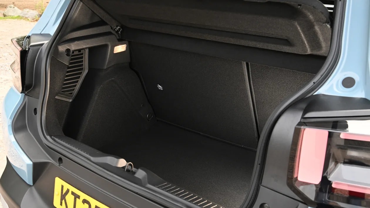 Citroen C3 Hybrid vs Hyundai i20: Η μάχη των supermini