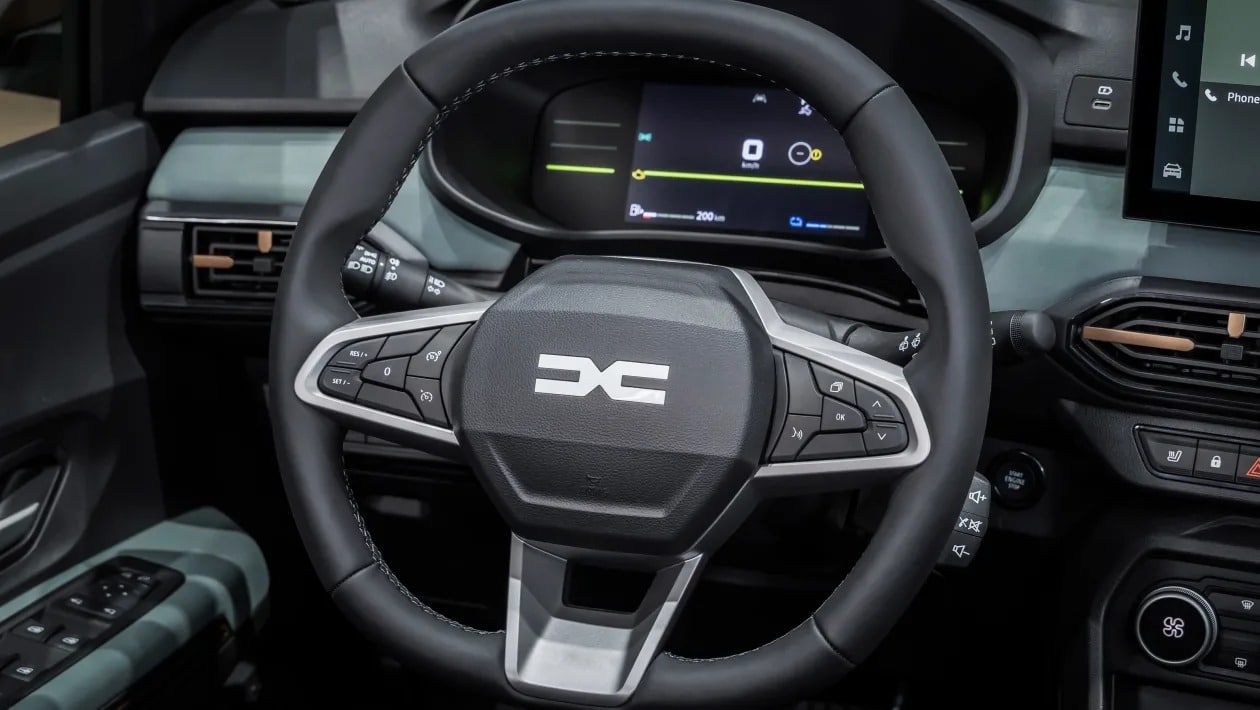 Νέο Dacia Jogger Hybrid 2025: Πιο κομψό και με ανανεωμένο υβριδικό σύστημα